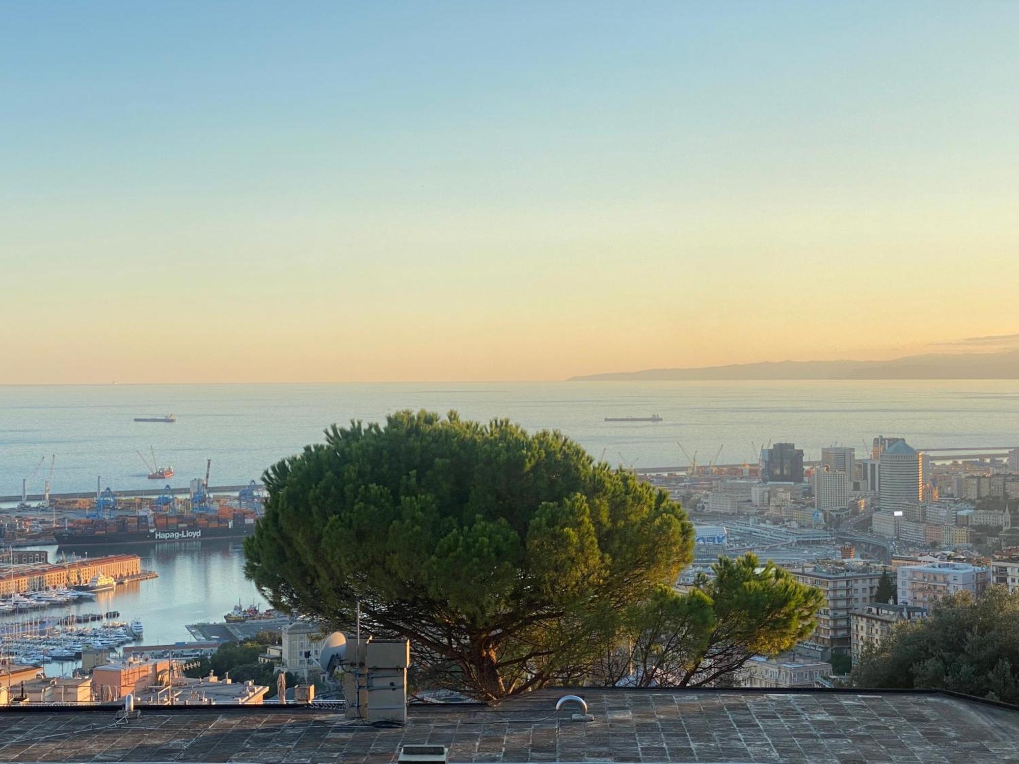 Genoa View & Hiking In Italian Rivieraアパートメント エクステリア 写真